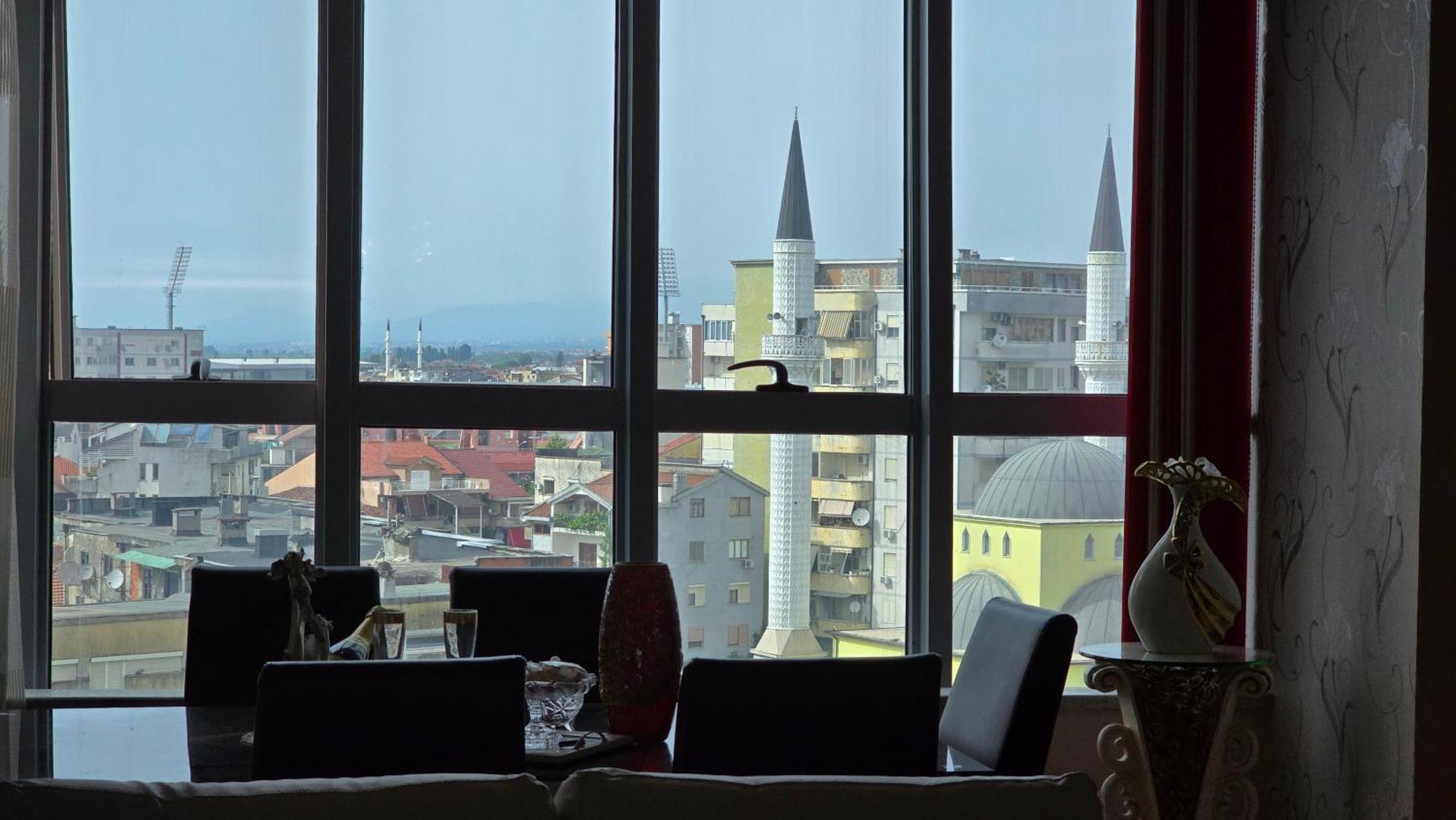 Amy'S Luxury Appartment Shkoder Bagian luar foto