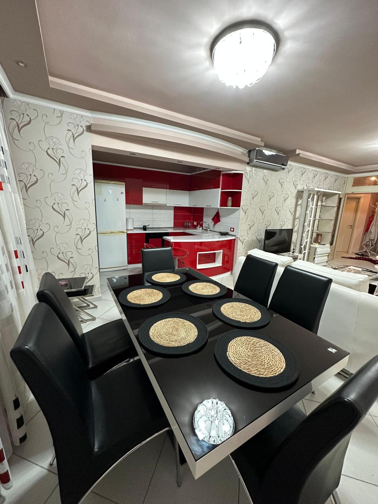 Amy'S Luxury Appartment Shkoder Ruang foto